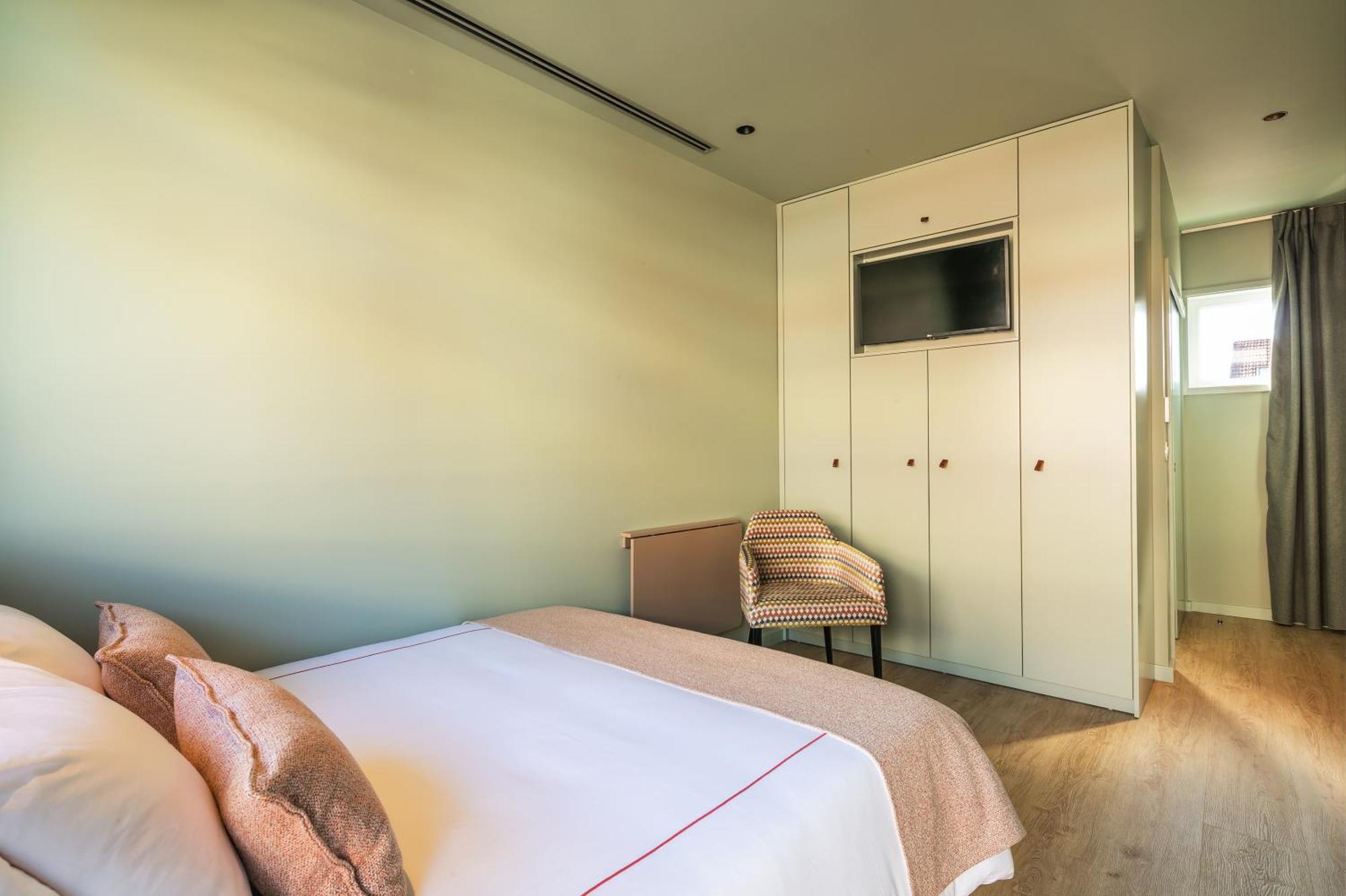 Fred'S House Asprela Hotel Porto Room photo